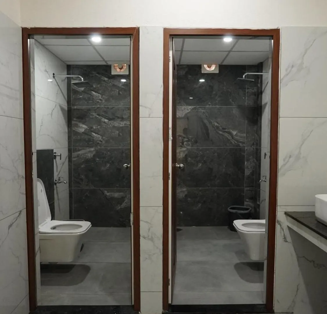 Hotel Hive Inn - Kozhikode