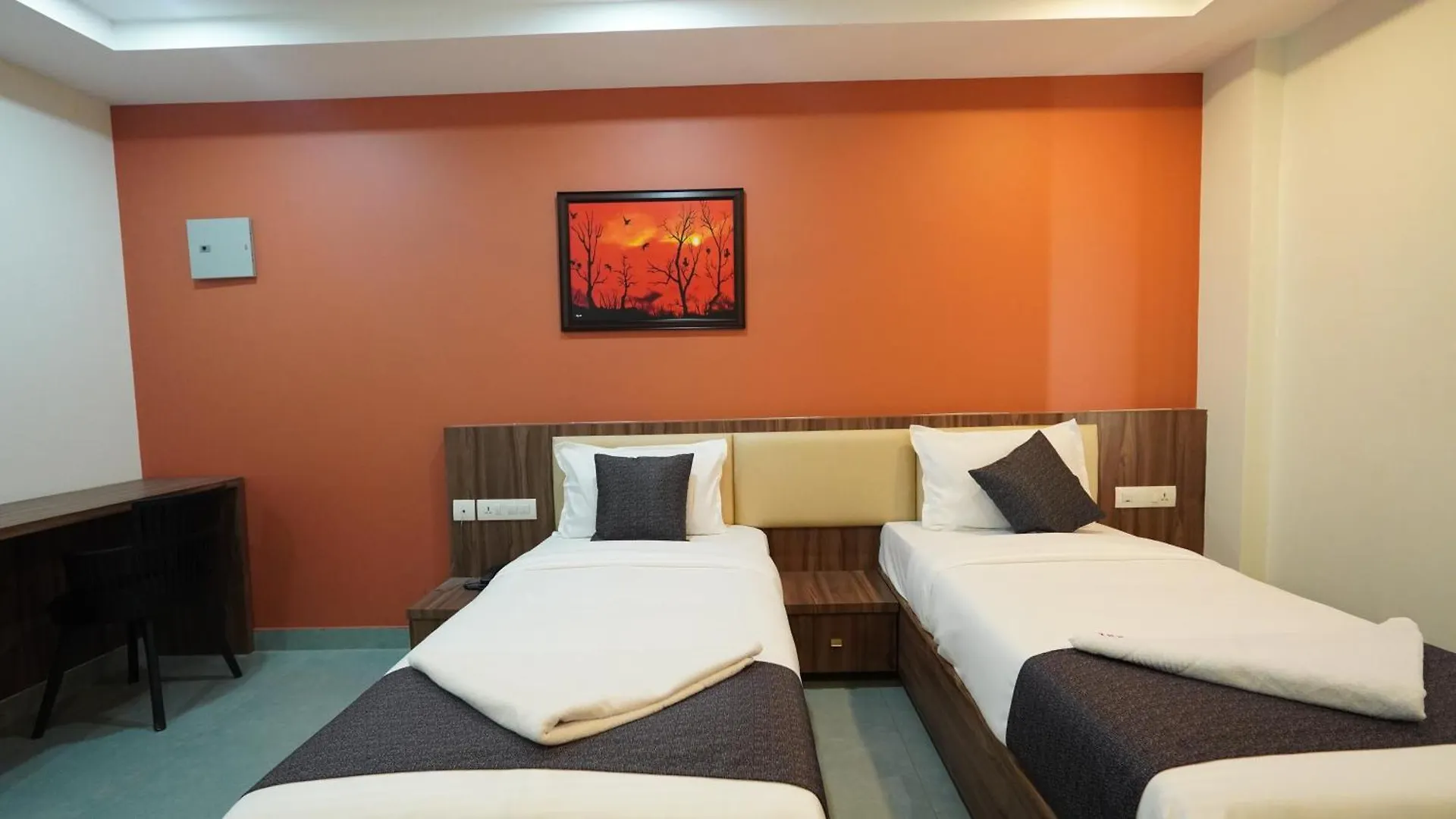 Hotel Hive Inn - Kozhikode