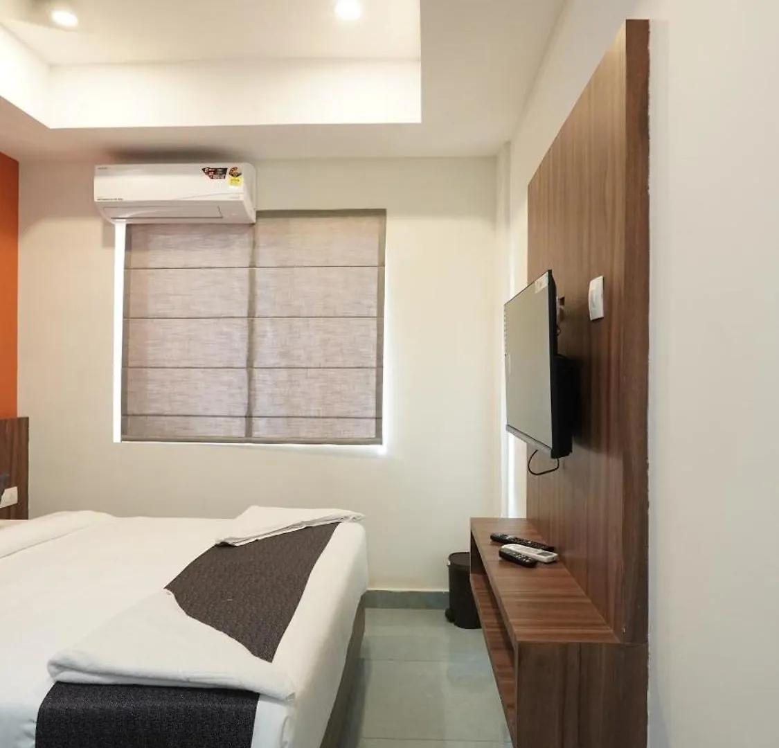 Hotel Hive Inn - Kozhikode