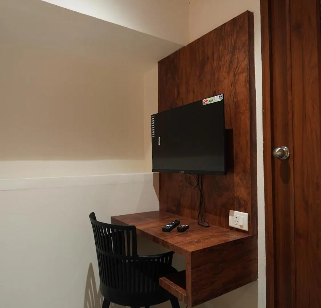Hotel Hive Inn - Kozhikode