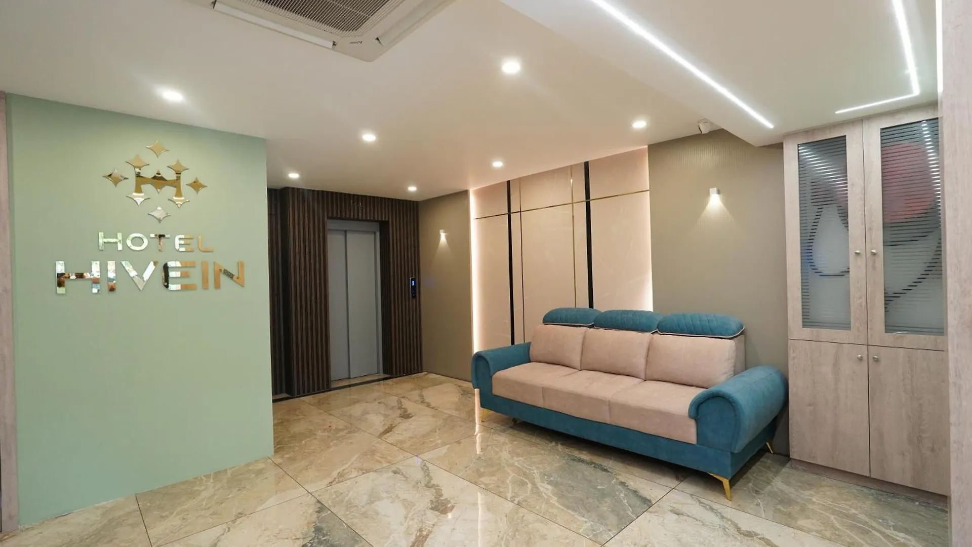 Hotel Hive Inn - Kozhikode