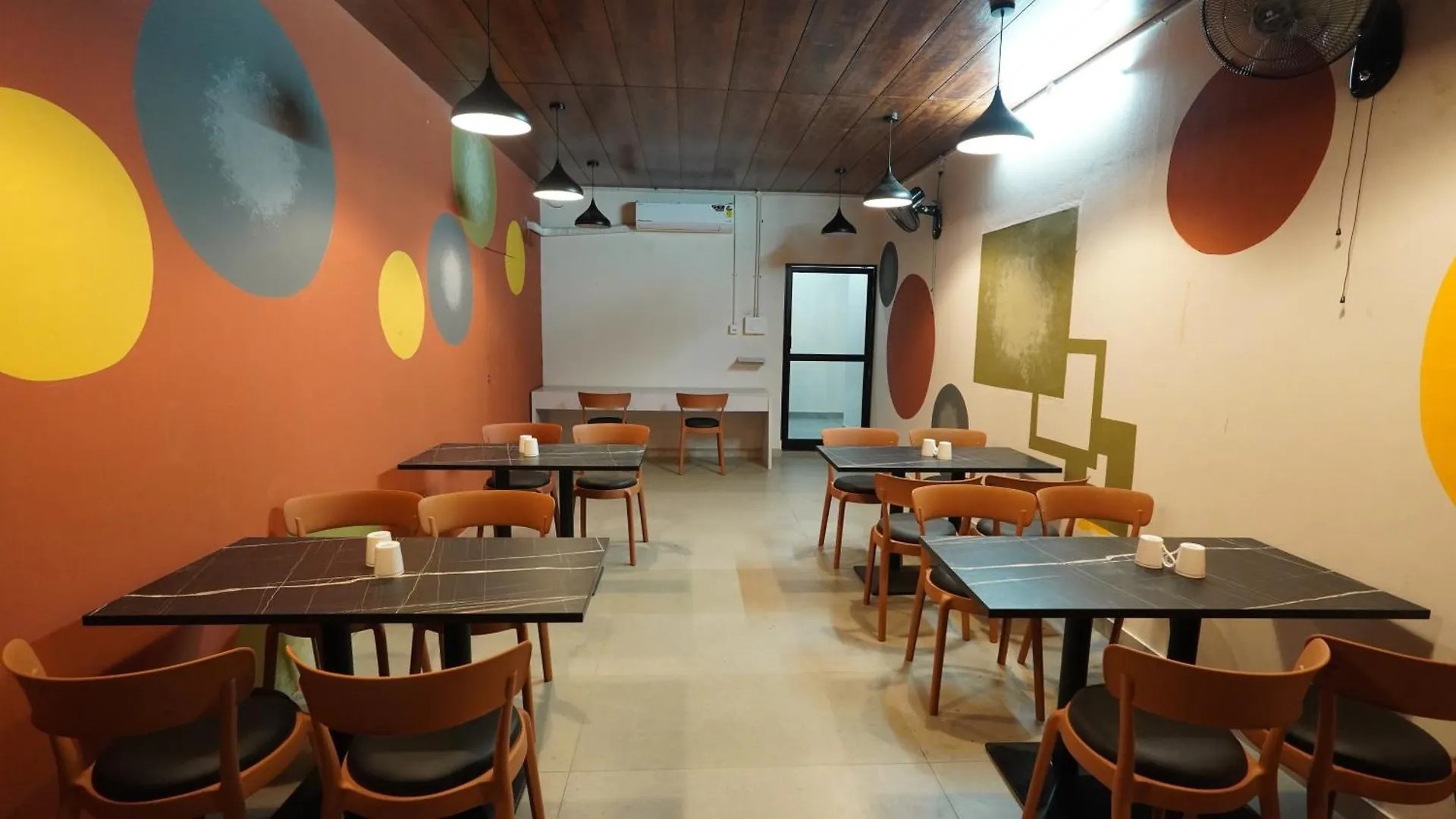 Hotel Hive Inn - Kozhikode
