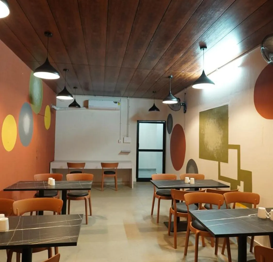 Hotel Hive Inn - Kozhikode