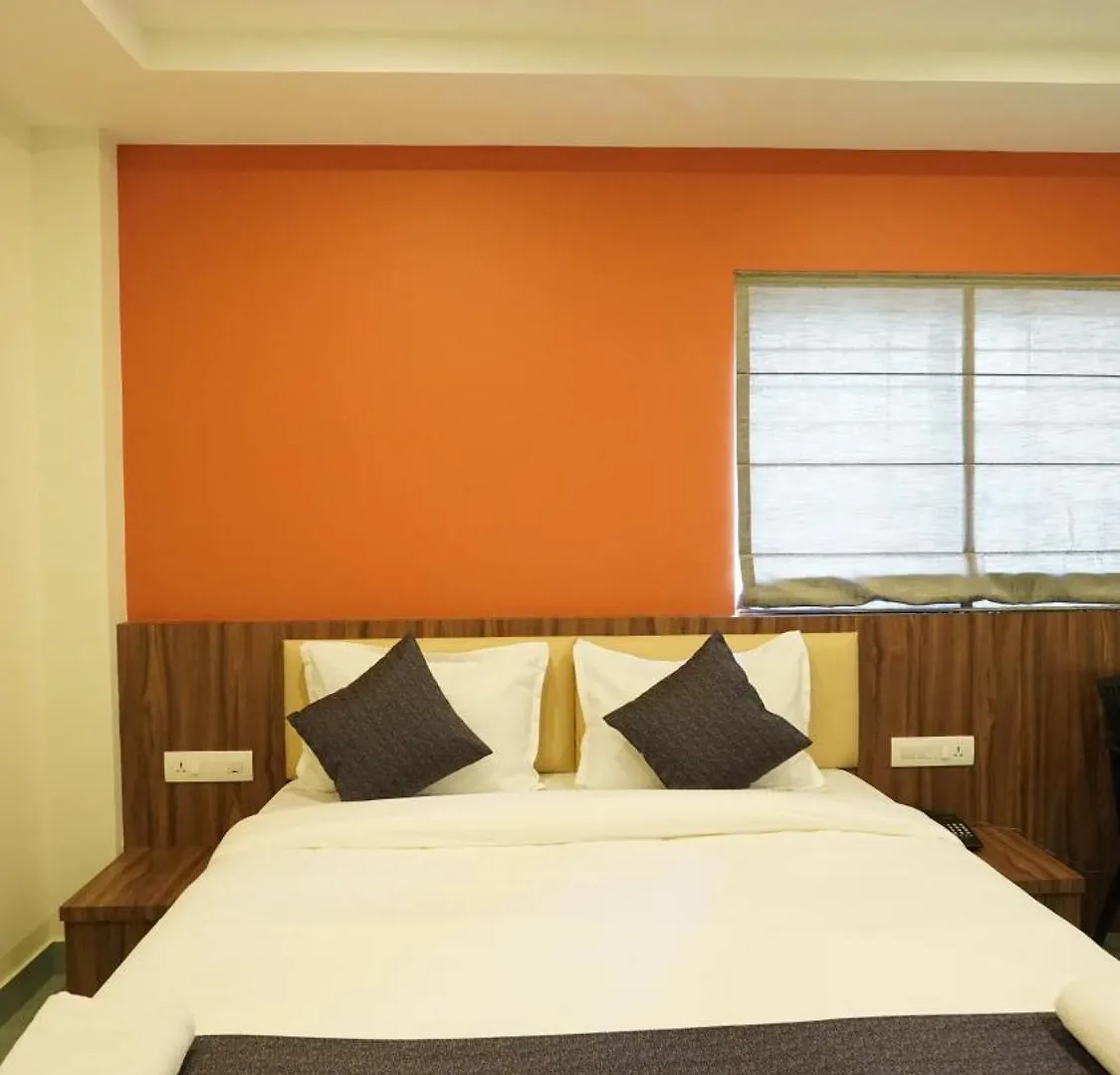 Hotel Hive Inn - Kozhikode