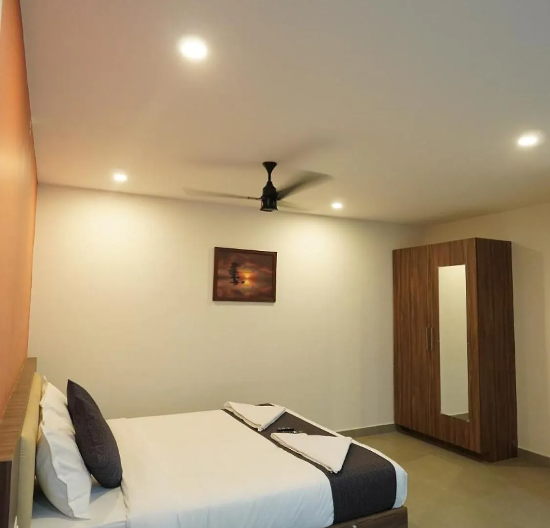 Hotel Hive Inn - Kozhikode