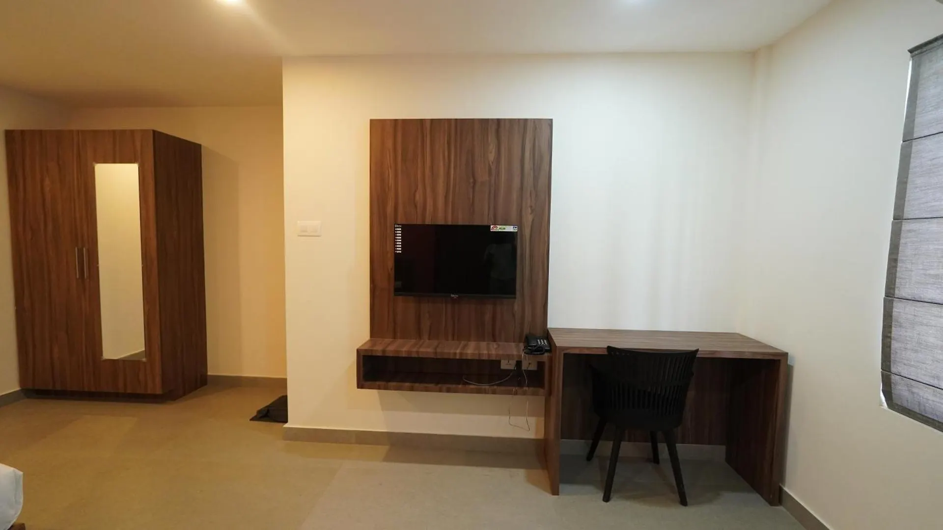 Hotel Hive Inn - Kozhikode