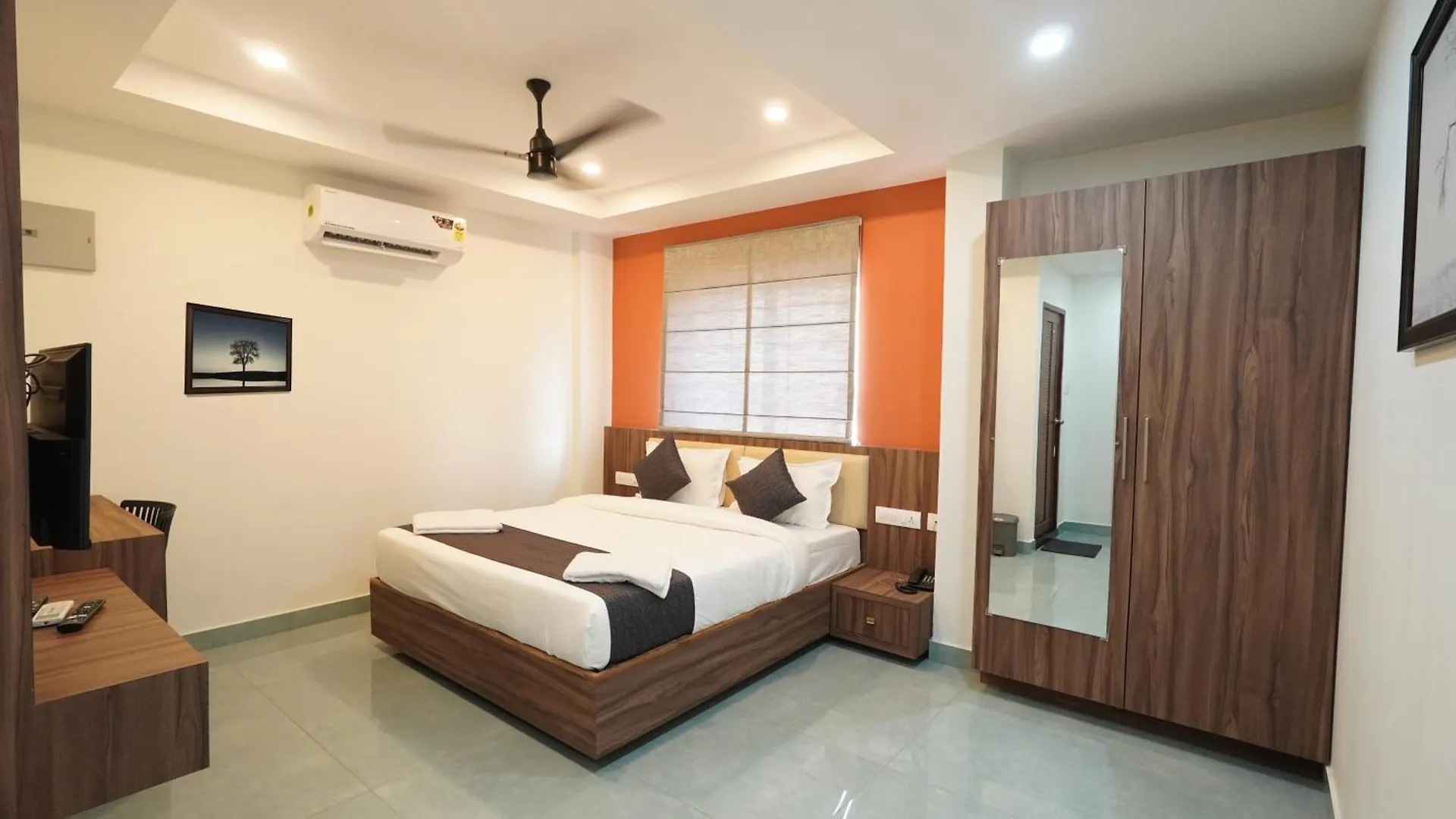 Hotel Hive Inn - Kozhikode India
